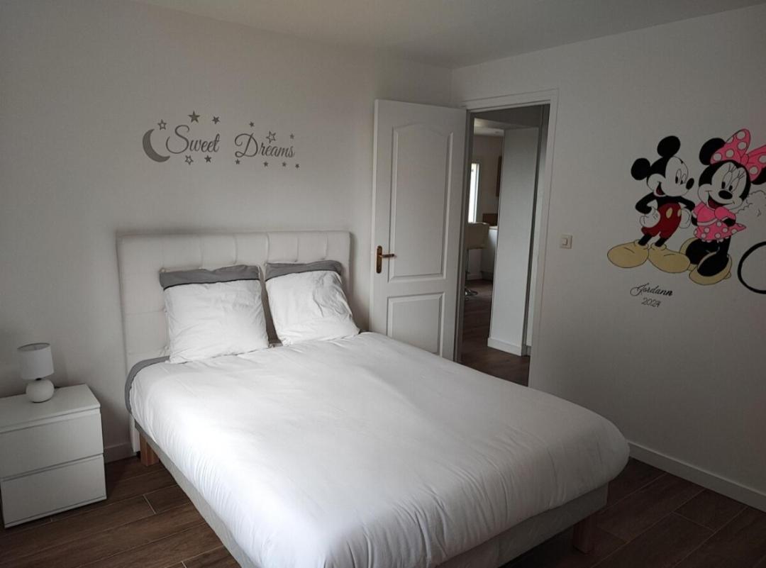 Charmant Appartement 2 Pieces Proche Disneyland Villeneuve-Saint-Denis المظهر الخارجي الصورة